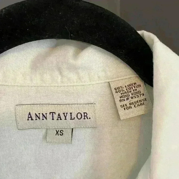 Ann Taylor Women's Button Down Long Sleeve Blouse Top Size XS Mint Green - Picture 3 of 5